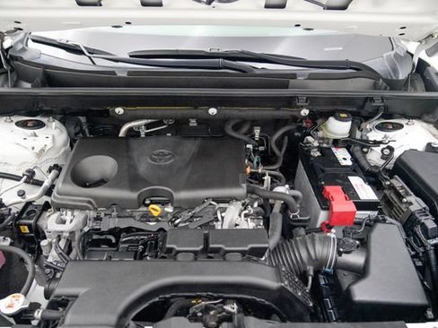 Used 2019 Toyota RAV4 LE w/ All Weather Liner Package AWD/4WD image 10