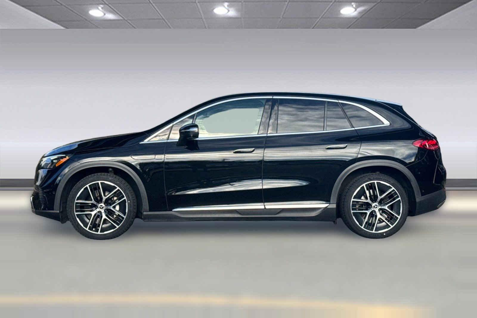 Certified 2023 Mercedes-Benz EQE 350+ 4MATIC SUV image 2
