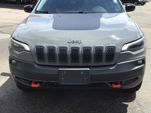 Used 2022 Jeep Cherokee Trailhawk w/ Premium Leather Package AWD/4WD image 2