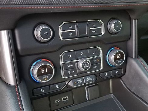 Used 2022 Chevrolet Tahoe RST w/ Luxury Package RWD image 10
