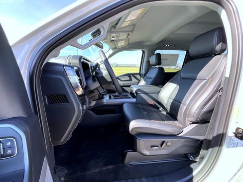 New 2026 Ford F250 Lariat AWD/4WD image 9