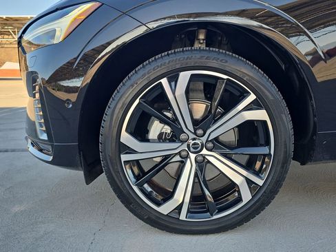 Used 2025 Volvo XC60 B5 Ultra w/ Protection Package Premier image 34