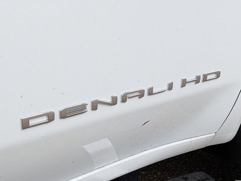 New 2026 GMC Sierra 3500 Denali w/ Denali Reserve Package AWD/4WD image 22