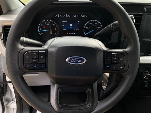 Used 2025 Ford F250 XL w/ STX Appearance Package AWD/4WD image 28