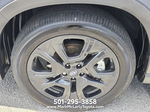 Used 2024 Subaru Ascent Onyx Edition AWD/4WD image 17