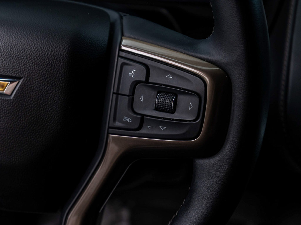 Used 2023 Chevrolet Tahoe High Country RWD image 23