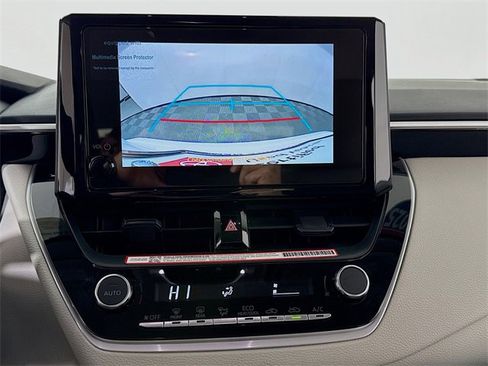 Certified 2025 Toyota Corolla LE image 20