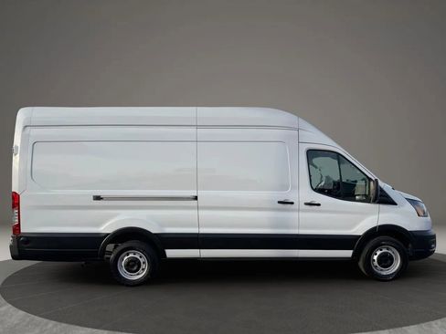 Used 2024 Ford Transit 250 148 High Roof Extended image 7