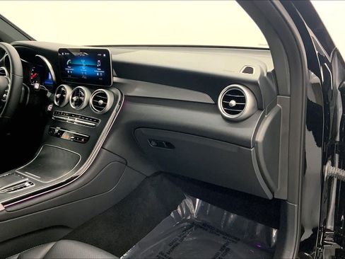 Certified 2022 Mercedes-Benz GLC 300 image 28
