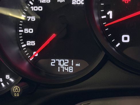 Certified 2018 Porsche 911 Carrera 4 image 22