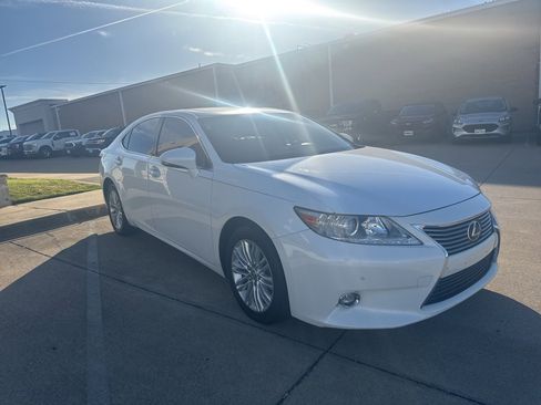 Used 2015 Lexus ES 350 image 4