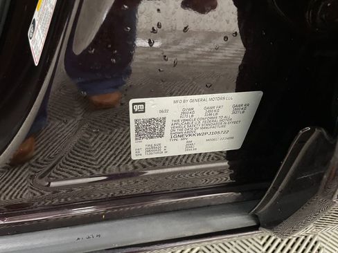 Used 2023 Chevrolet Traverse Premier w/ LPO, Floor Liner Package AWD/4WD image 38