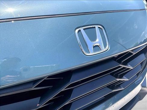 Used 2024 Honda HR-V Sport image 30