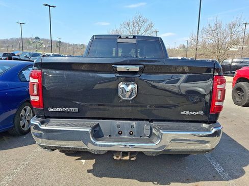 Used 2019 RAM 3500 Laramie image 3