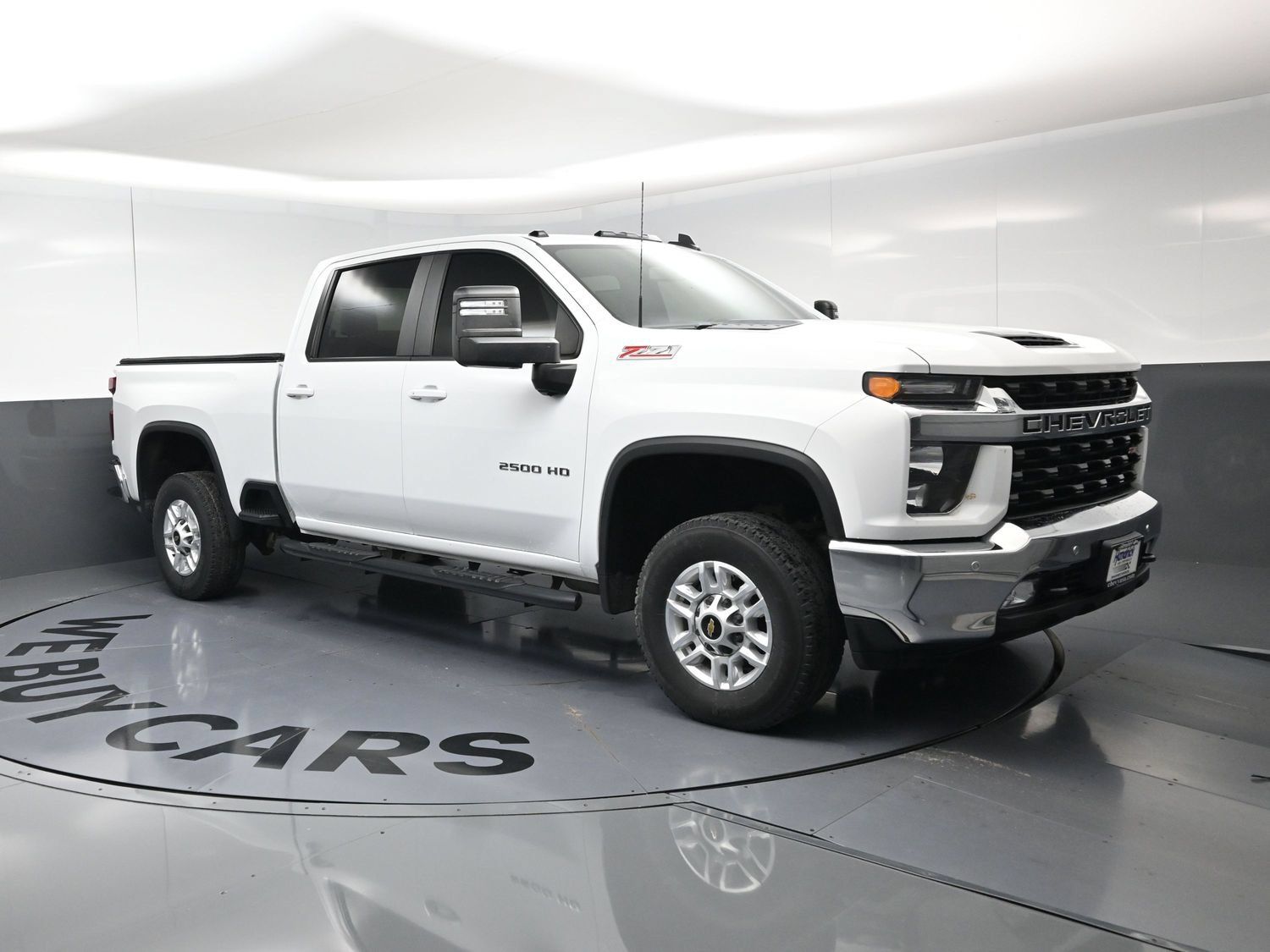 Used 2021 Chevrolet Silverado 2500 LT w/ All Star Edition AWD/4WD image 2