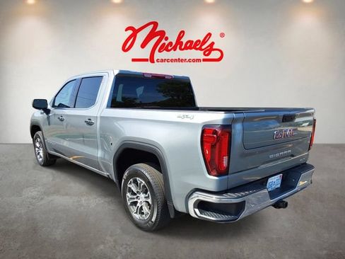 Used 2025 GMC Sierra 1500 SLT AWD/4WD image 4