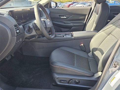 New 2026 Nissan Sentra SR image 3