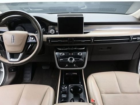 Used 2020 Lincoln Corsair FWD w/ Equipment Group 101A image 12