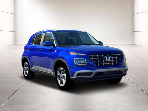 New 2026 Hyundai Venue SEL image 11