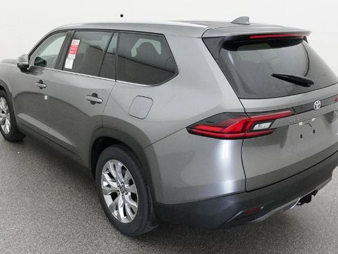 New 2026 Toyota Grand Highlander FWD image 48
