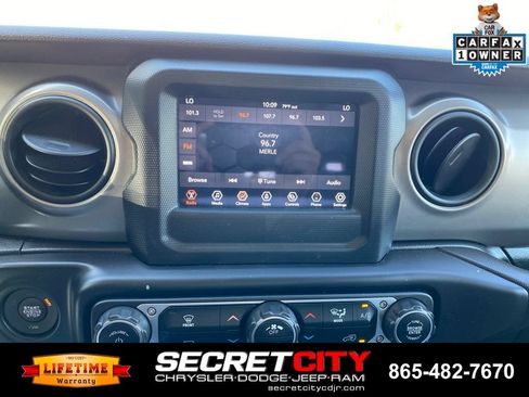 Used 2021 Jeep Gladiator Sport AWD/4WD image 15