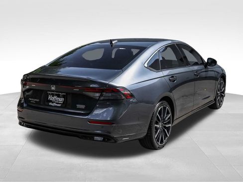 Used 2023 Honda Accord Touring image 7