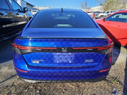 Used 2023 Honda Accord Sport image 6