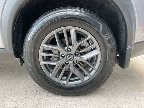 Certified 2023 Nissan Rogue S image 17