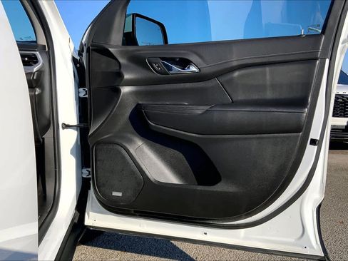 Used 2019 GMC Acadia SLT image 20