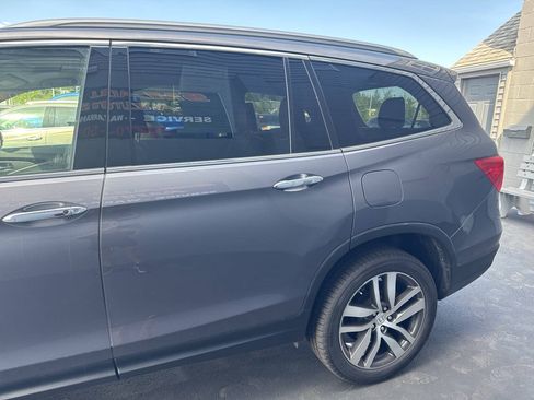 Used 2016 Honda Pilot Elite image 6
