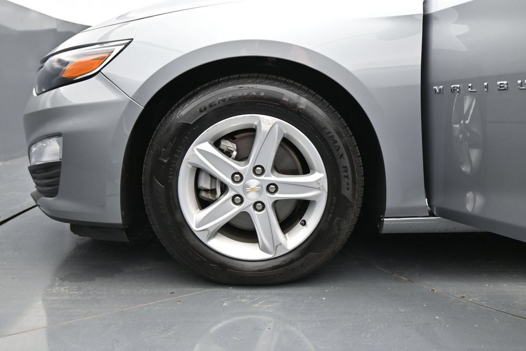 Used 2024 Chevrolet Malibu LT FWD image 26