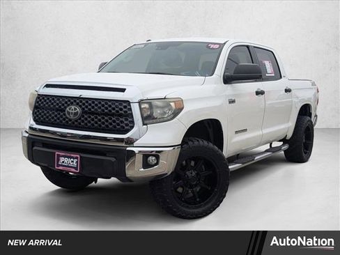 Used 2018 Toyota Tundra SR5 image 1