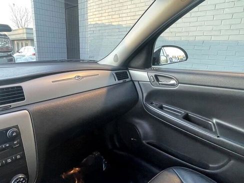 Used 2008 Chevrolet Impala SS w/ Convenience Package image 22