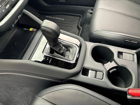 New 2025 Subaru Forester Limited image 8