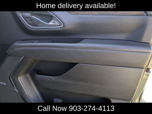 Used 2023 Chevrolet Suburban Premier image 31