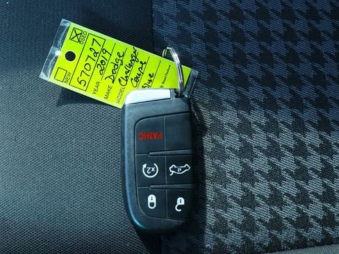 Used 2019 Dodge Challenger SXT image 51