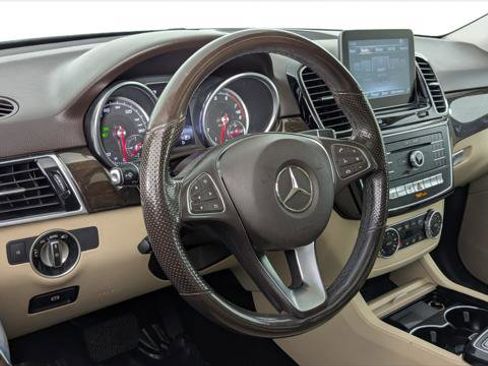Used 2016 Mercedes-Benz GLE 350 w/ Premium Package image 23