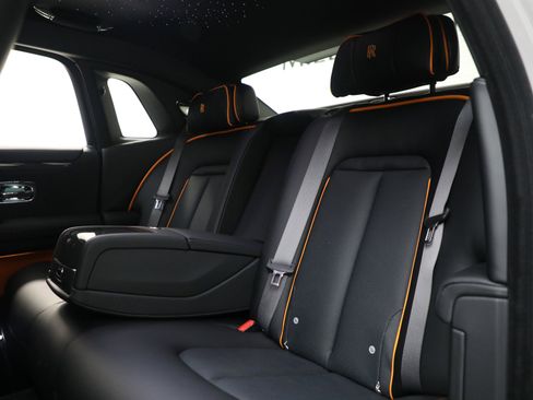 New 2025 Rolls-Royce Ghost Black Badge image 31