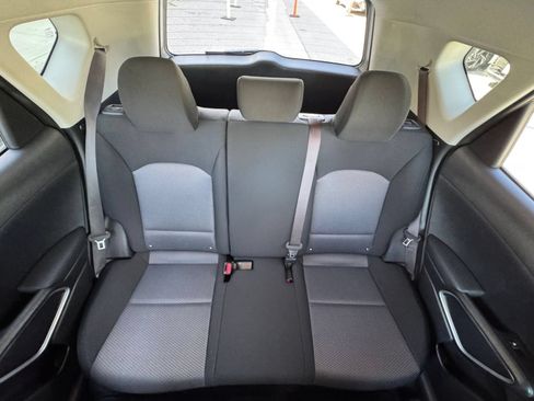 Used 2025 Kia Soul LX w/ LX Technology Package FWD image 35
