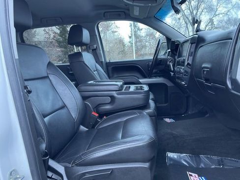 Used 2016 Chevrolet Silverado 1500 LT w/ LT Convenience Package image 26