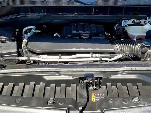 Used 2022 Chevrolet Silverado 1500 Custom w/ LPO, Dark Essentials Package AWD/4WD image 32