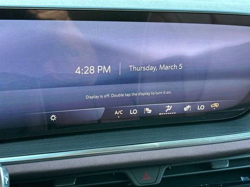 New 2026 Buick Envision Sport Touring AWD/4WD image 18