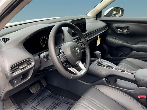 Used 2026 Honda HR-V EX-L image 16