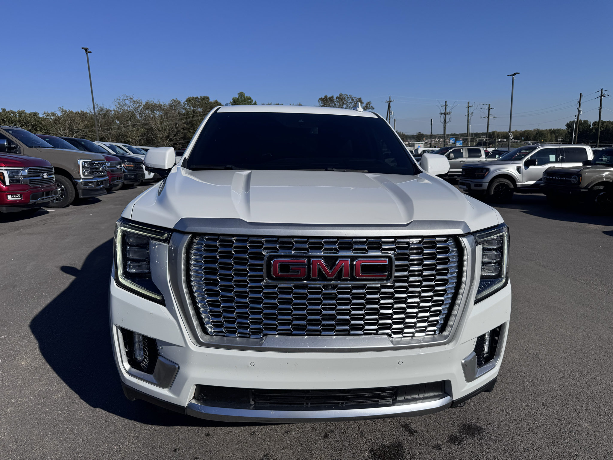 Used 2023 GMC Yukon Denali w/ Max Trailering Package RWD image 2