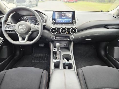 Certified 2022 Nissan Sentra SR w/ Electronics Package image 15