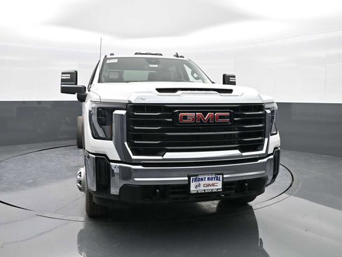 New 2025 GMC Sierra 3500 Pro w/ Convenience Package image 2