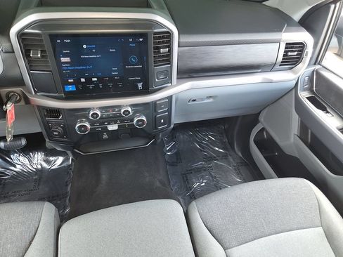 Used 2025 Ford F150 XLT w/ Equipment Group 301A Standard AWD/4WD image 17