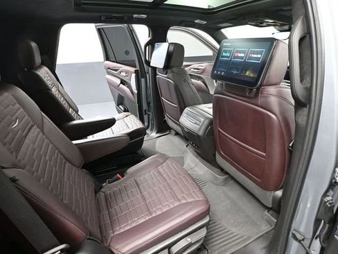Used 2024 Cadillac Escalade V w/ LPO, ONYX Package AWD/4WD image 58