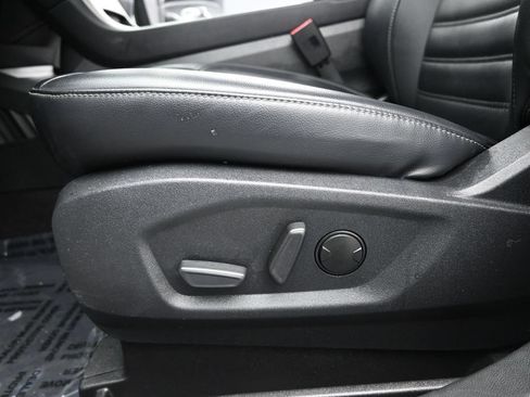 Used 2024 Ford Edge SEL AWD/4WD image 10