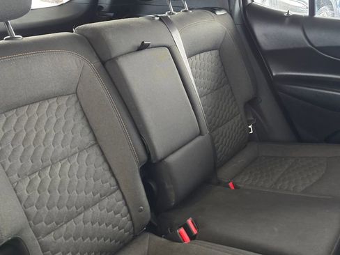 Used 2018 Chevrolet Equinox LT w/ Sun & Infotainment Package image 36